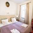 4 bed room